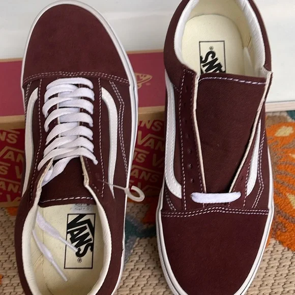 Vans WMNS Old SkoolColor Theory Bitter Chocolate VN0005UF7YOSneakers